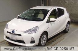 toyota aqua 2012 -TOYOTA 【神戸 504ﾒ8213】--AQUA DAA-NHP10--NHP10-6025195---TOYOTA 【神戸 504ﾒ8213】--AQUA DAA-NHP10--NHP10-6025195-