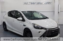 toyota aqua 2014 -TOYOTA--AQUA DAA-NHP10--NHP10-2332638---TOYOTA--AQUA DAA-NHP10--NHP10-2332638-