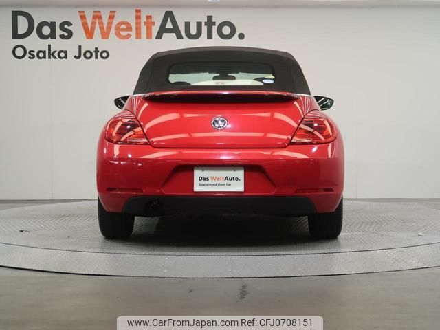 volkswagen the-beetle-convertible 2017 quick_quick_16CBZK_WVWZZZ16ZGM804444 image 2