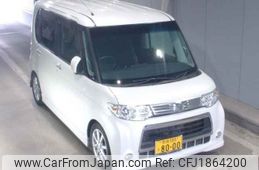 daihatsu tanto 2011 CFJ1864200