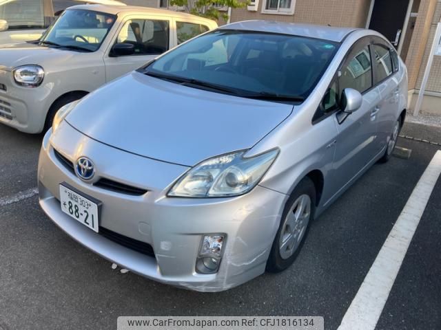 toyota prius 2011 CFJ1816134 image 2