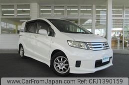 honda freed-spike 2011 CFJ1390159