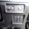 toyota land-cruiser-prado 2020 25431701 image 33
