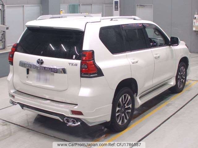toyota land-cruiser-prado 2023 CFJ1786587 image 2