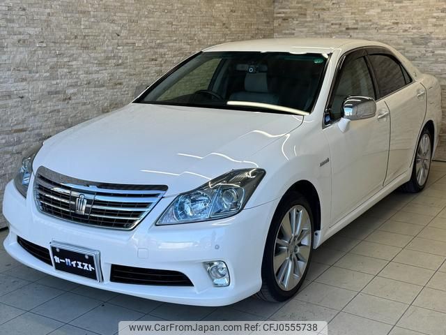 toyota crown-hybrid 2010 quick_quick_GWS204_GWS204-0018940 image 2