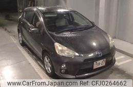 toyota aqua 2013 -TOYOTA--AQUA NHP10-2204936---TOYOTA--AQUA NHP10-2204936-