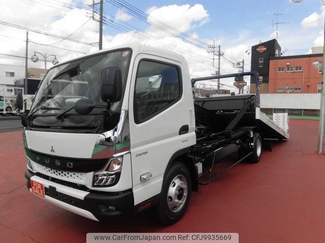 mitsubishi-fuso canter 2024 GOO_NET_EXCHANGE_0507405A30240625W001 image 1