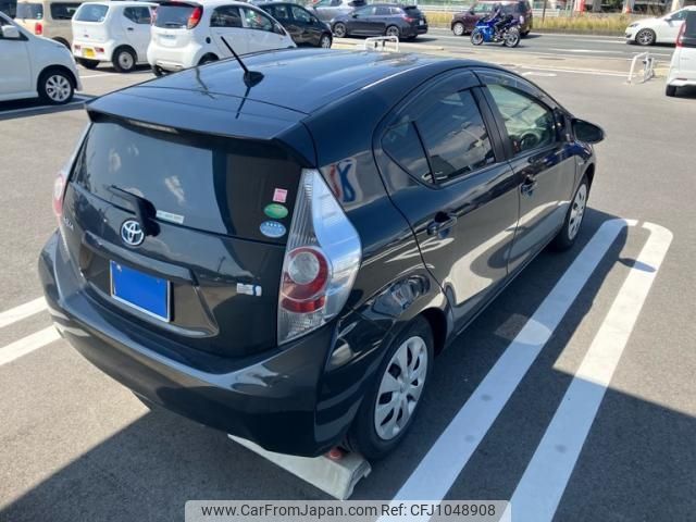 toyota aqua 2014 -TOYOTA--AQUA DAA-NHP10--NHP10-6303796---TOYOTA--AQUA DAA-NHP10--NHP10-6303796- image 2