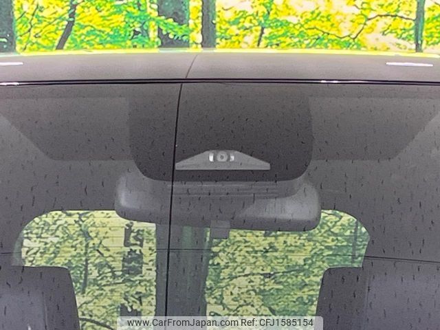 toyota voxy 2022 CFJ1585154 image 2