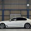 bmw 7-series 2015 quick_quick_DBA-7A30_WBA7A22060G429930 image 3