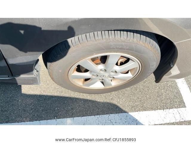 toyota isis 2011 CFJ1855893 image 2