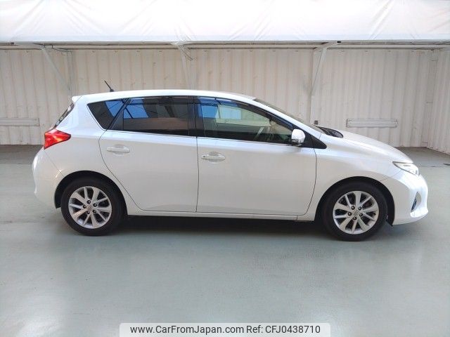 toyota auris 2014 ENHANCEAUTO_1_ea290578 image 2