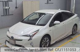 toyota prius 2016 -TOYOTA--Prius DAA-ZVW55--ZVW55-8033582---TOYOTA--Prius DAA-ZVW55--ZVW55-8033582-