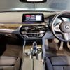 bmw 5-series 2019 quick_quick_LDA-JC20_WBAJC32090B385439 image 2