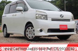 toyota voxy 2009 T10679