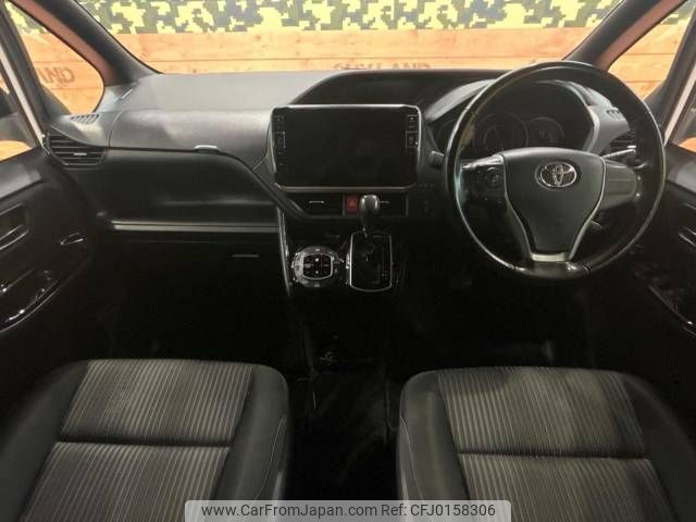 toyota voxy 2017 -TOYOTA--Voxy DBA-ZRR80W--ZRR80-0367868---TOYOTA--Voxy DBA-ZRR80W--ZRR80-0367868- image 2