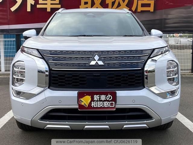 mitsubishi outlander-phev 2023 quick_quick_5LA-GN0W_GN0W-0305796 image 2