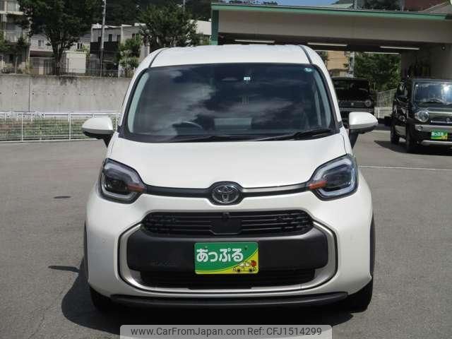 toyota sienta 2022 CFJ1514299 image 2