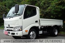 hino dutro 2022 CFJ1839092