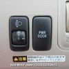 toyota raum 2006 3282185-Y2025050283A-12 image 15