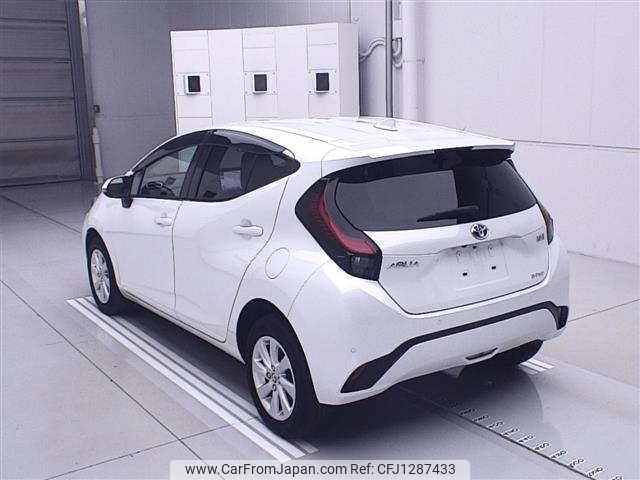 toyota aqua 2022 CFJ1287433 image 2