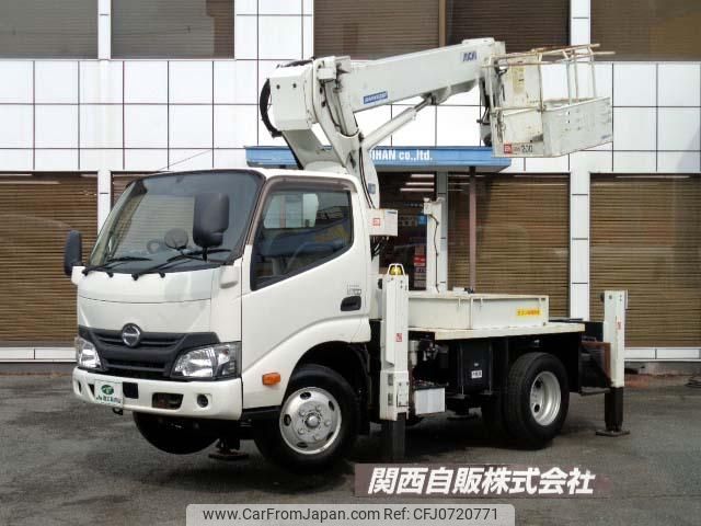 hino dutro 2017 GOO_NET_EXCHANGE_0700192A30250204W002 image 1