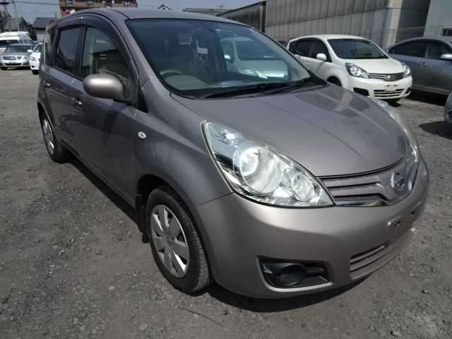 nissan note 2009 180315204722 image 2