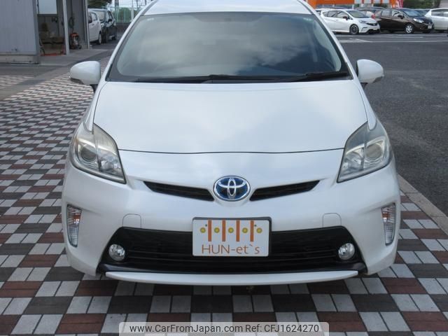 toyota prius 2014 CFJ1624270 image 2