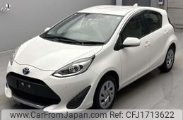 toyota aqua 2020 CFJ1713622