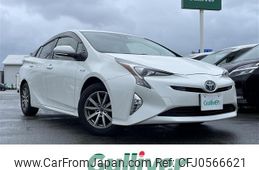 toyota prius 2018 -TOYOTA--Prius DAA-ZVW50--ZVW50-6119421---TOYOTA--Prius DAA-ZVW50--ZVW50-6119421-