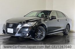 toyota crown 2015 -TOYOTA--Crown DAA-AWS211--AWS211-6004528---TOYOTA--Crown DAA-AWS211--AWS211-6004528-