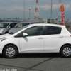 toyota vitz 2013 27808 image 9