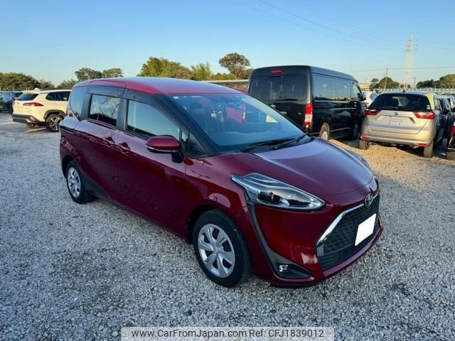 toyota sienta 2022 CFJ1839012 image 1