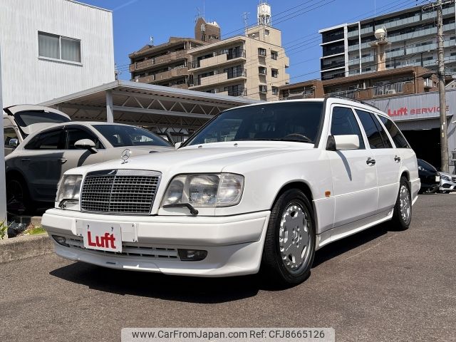 mercedes-benz amg 1995 -MERCEDES-BENZ--AMG ﾌﾒｲ--WDB1240921F308194---MERCEDES-BENZ--AMG ﾌﾒｲ--WDB1240921F308194- image 1
