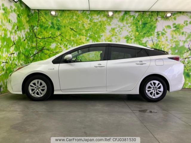 toyota prius 2018 quick_quick_DAA-ZVW50_ZVW50-6113065 image 2