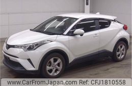 toyota c-hr 2017 CFJ1810558