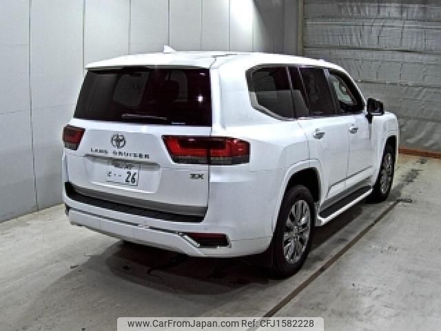 toyota land-cruiser 2024 CFJ1582228 image 2