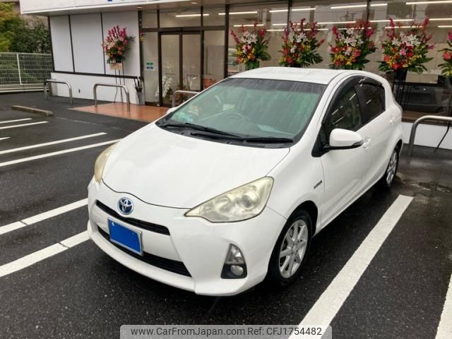 toyota aqua 2012 CFJ1754482 image 2