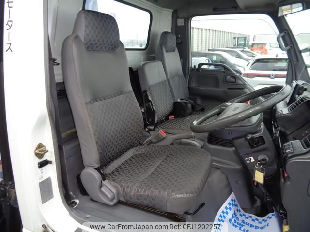 isuzu elf-truck 2005 GOO_NET_EXCHANGE_0900420A30250222W004 image 2