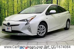 toyota prius 2018 CFJ1674084