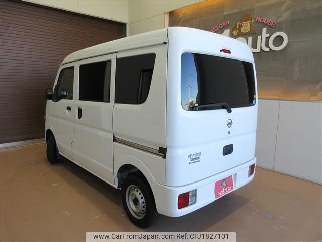 nissan nv100-clipper 2018 CFJ1827101 image 2
