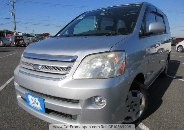 toyota noah 2005 REALMOTOR_Y2024120229A-21 image 1