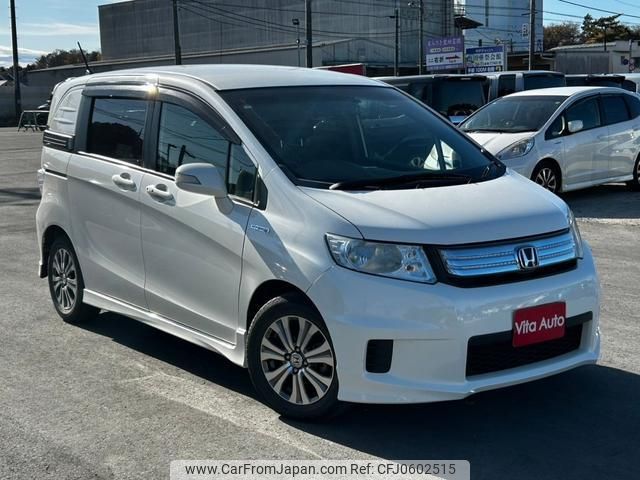 honda freed-spike-hybrid 2012 quick_quick_GP3_GP3-1040635 image 2