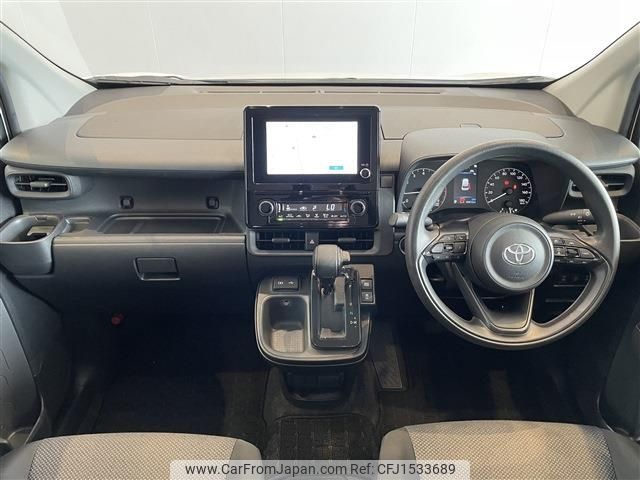 toyota sienta 2023 CFJ1533689 image 2