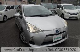 toyota aqua 2013 -TOYOTA--AQUA DAA-NHP10--NHP10-2214754---TOYOTA--AQUA DAA-NHP10--NHP10-2214754-