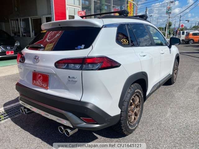 toyota corolla-cross 2023 CFJ1645121 image 2