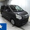toyota noah 2013 CFJ1543431 image 1
