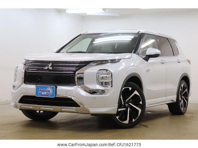mitsubishi outlander-phev 2023 CFJ1621773 image 1