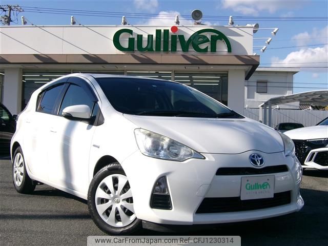 toyota aqua 2012 -TOYOTA--AQUA DAA-NHP10--NHP10-6042197---TOYOTA--AQUA DAA-NHP10--NHP10-6042197- image 1