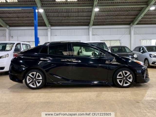 toyota prius 2016 quick_quick_DAA-ZVW50_ZVW50-6021610 image 2